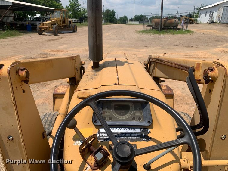 image for item LH9640 Ford 545A  tractor