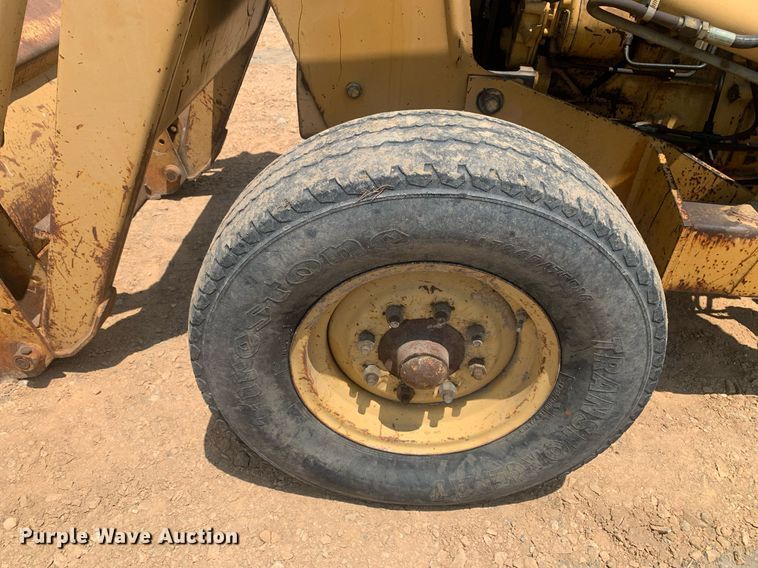image for item LH9640 Ford 545A  tractor