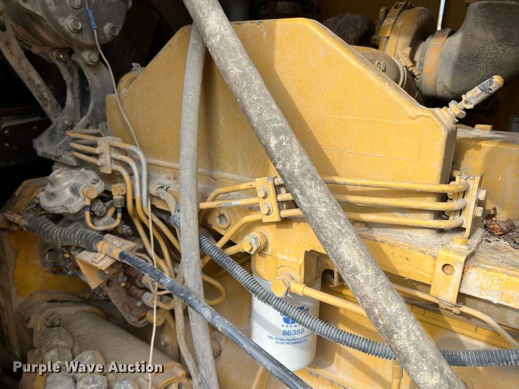 image for item LI9588 Champion 710A Series III  motor grader