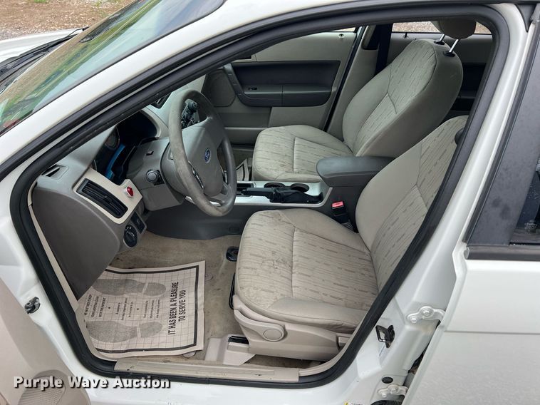 image for item LI9710 2010 Ford Fusion SE