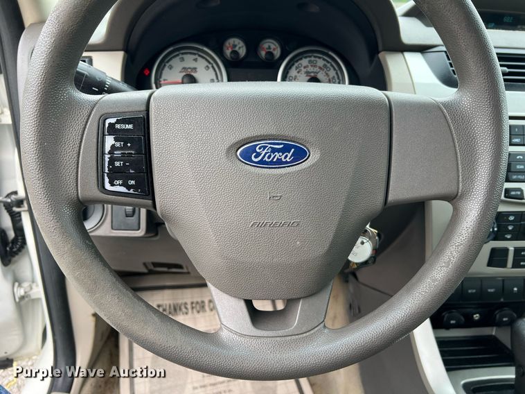 image for item LI9710 2010 Ford Fusion SE