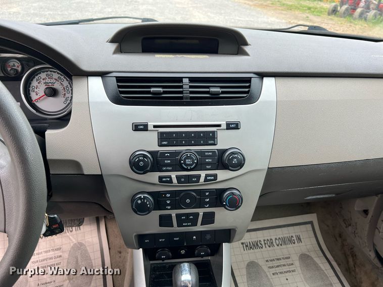 image for item LI9710 2010 Ford Fusion SE