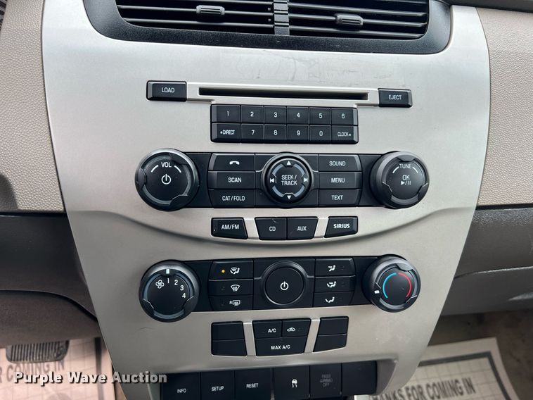 image for item LI9710 2010 Ford Fusion SE