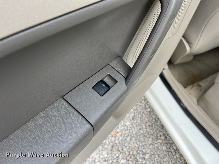 image for item LI9710 2010 Ford Fusion SE