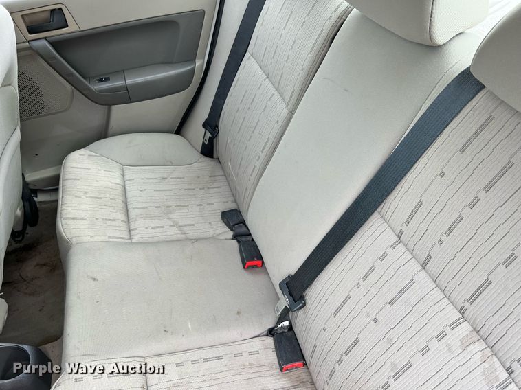 image for item LI9710 2010 Ford Fusion SE