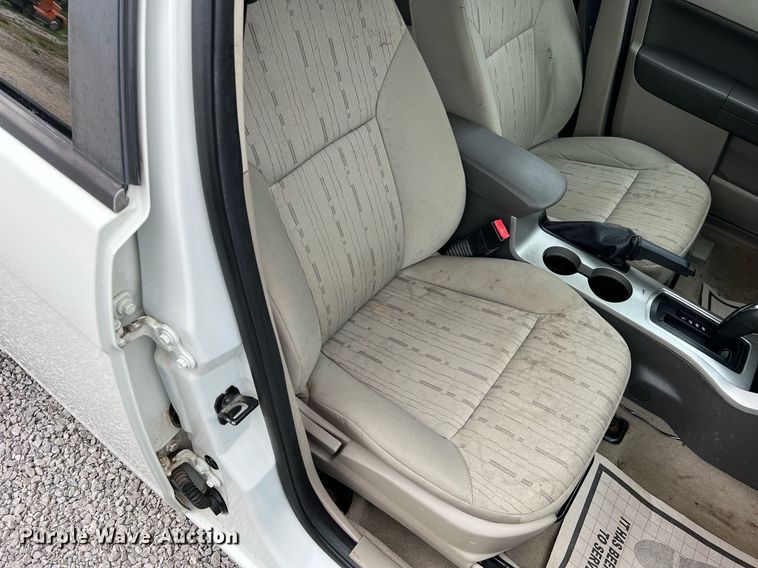 image for item LI9710 2010 Ford Fusion SE