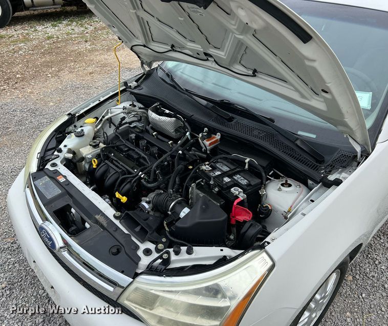 image for item LI9710 2010 Ford Fusion SE