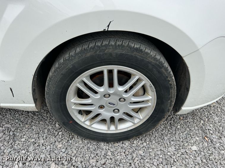 image for item LI9710 2010 Ford Fusion SE