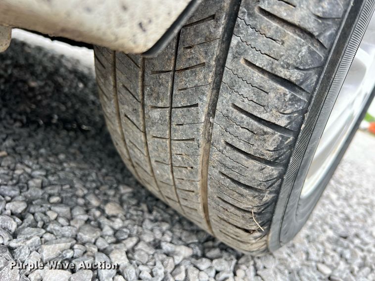 image for item LI9710 2010 Ford Fusion SE