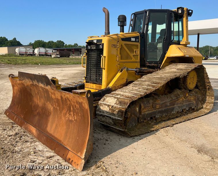 image for item LI9775 2014 Caterpillar D6N LGP  dozer