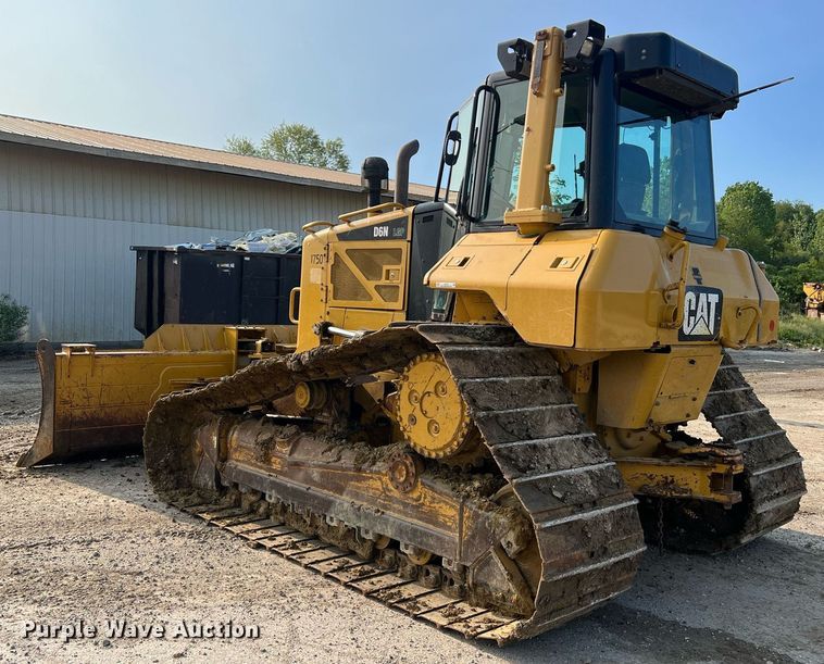image for item LI9775 2014 Caterpillar D6N LGP  dozer