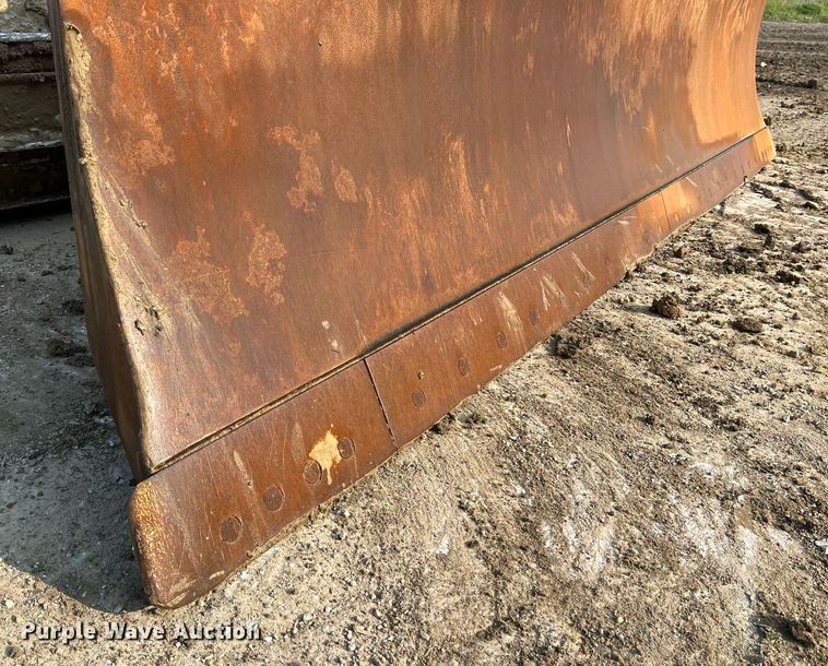 image for item LI9775 2014 Caterpillar D6N LGP  dozer