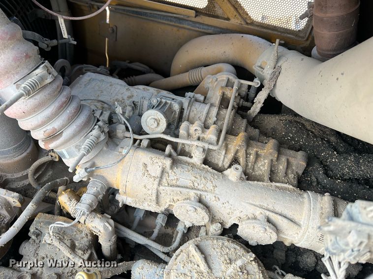 image for item LI9775 2014 Caterpillar D6N LGP  dozer