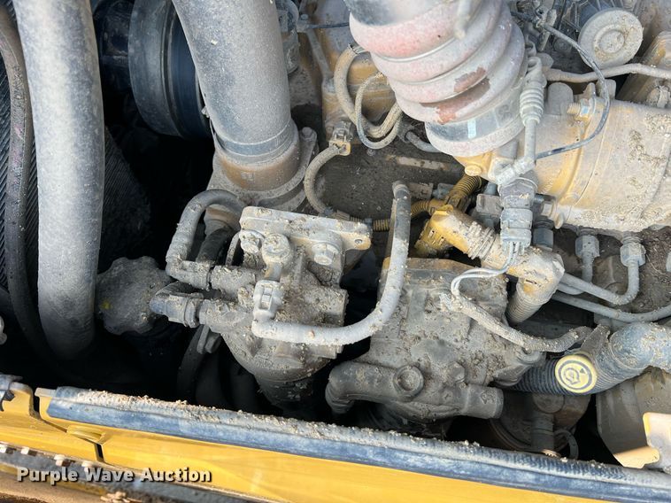 image for item LI9775 2014 Caterpillar D6N LGP  dozer