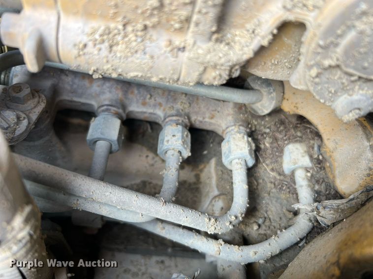 image for item LI9775 2014 Caterpillar D6N LGP  dozer