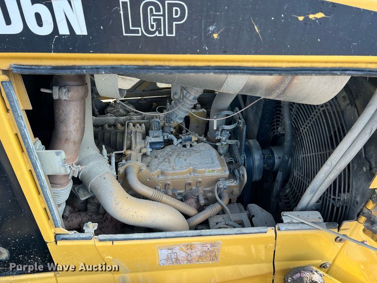 image for item LI9775 2014 Caterpillar D6N LGP  dozer