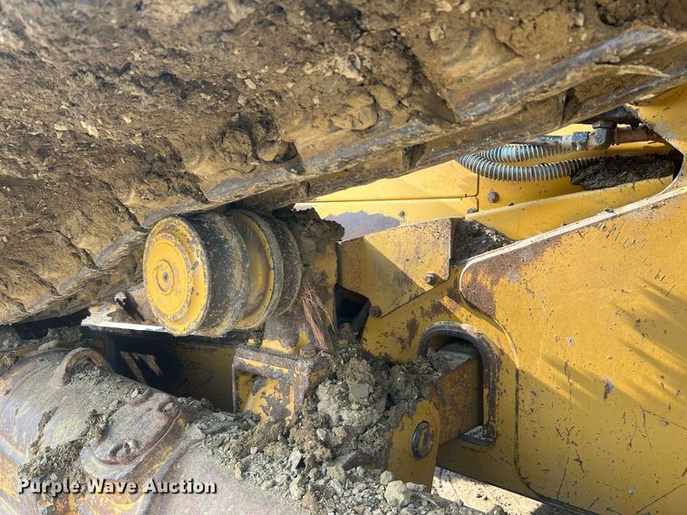 image for item LI9775 2014 Caterpillar D6N LGP  dozer
