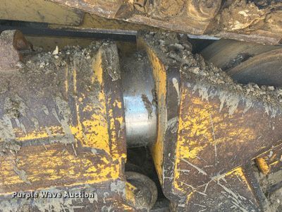 image for item LI9775 2014 Caterpillar D6N LGP  dozer