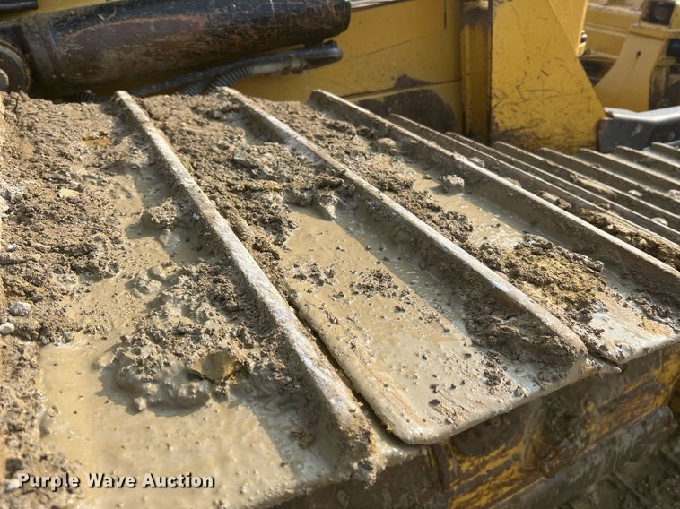 image for item LI9775 2014 Caterpillar D6N LGP  dozer