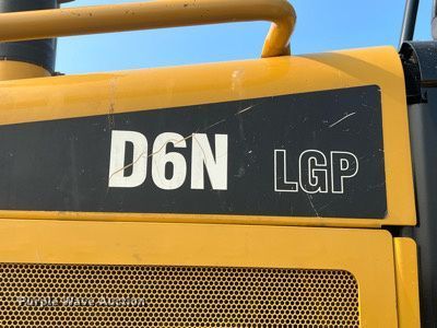 image for item LI9775 2014 Caterpillar D6N LGP  dozer