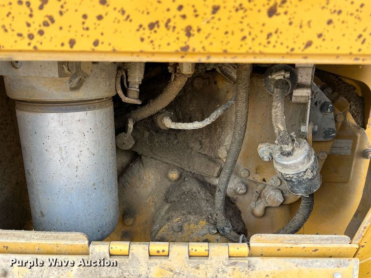 image for item LI9775 2014 Caterpillar D6N LGP  dozer
