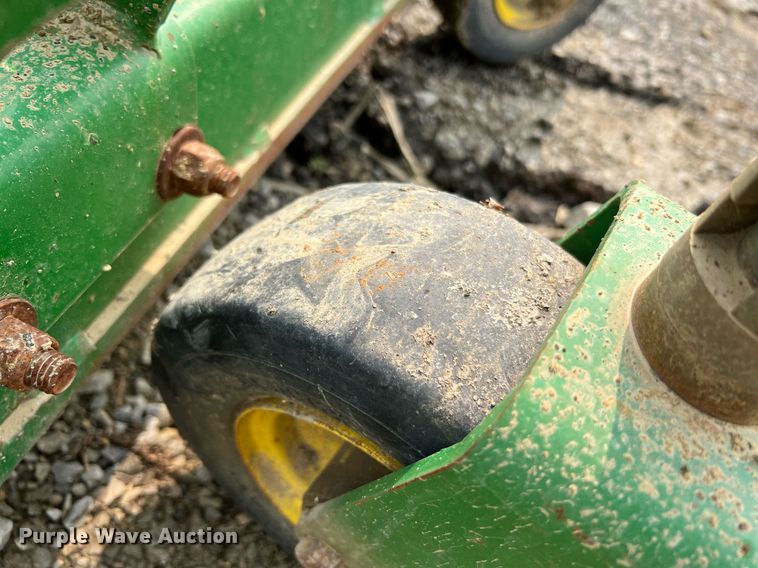 image for item LI9776 John Deere WG36A  lawn mower