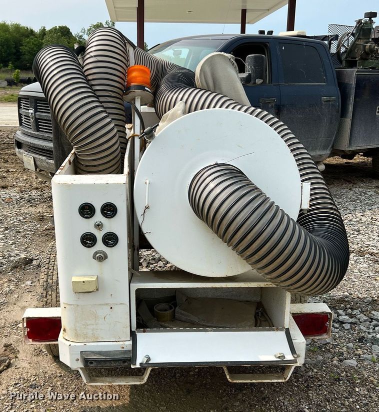 image for item LI9779 Madvac 61D  lawn vacuum