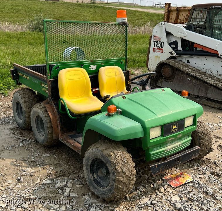 image for item LI9780 John Deere Gator 6X4  utility vehicle