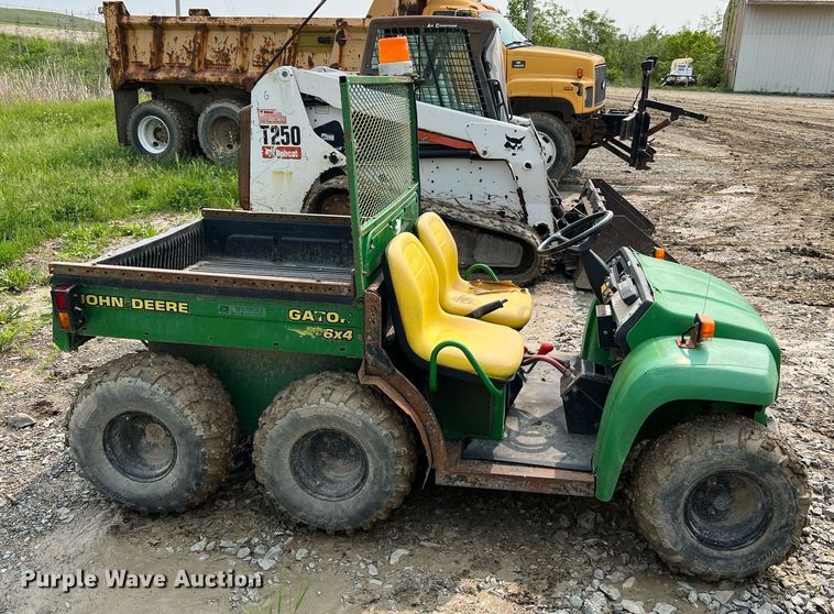 image for item LI9780 John Deere Gator 6X4  utility vehicle