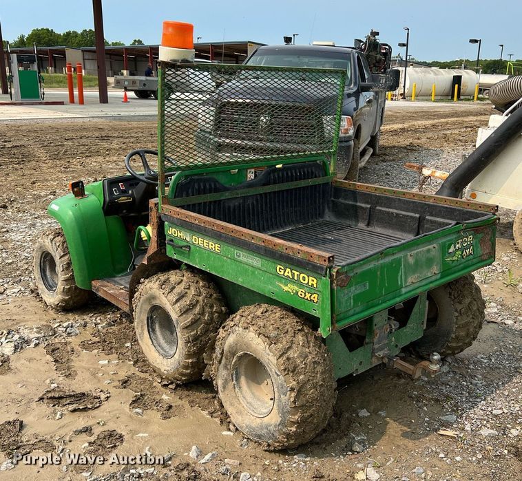 image for item LI9780 John Deere Gator 6X4  utility vehicle