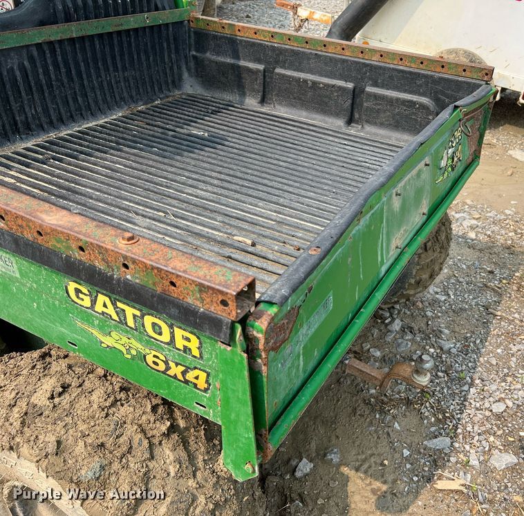 image for item LI9780 John Deere Gator 6X4  utility vehicle