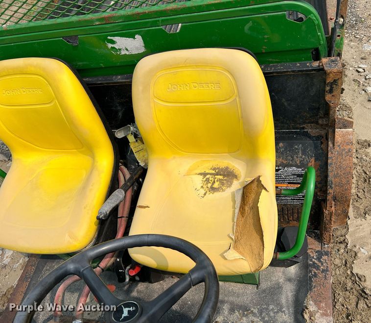 image for item LI9780 John Deere Gator 6X4  utility vehicle