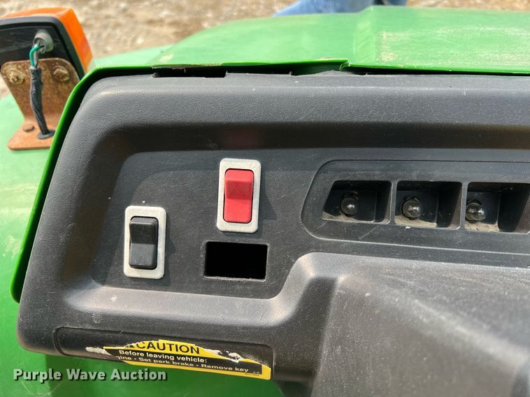 image for item LI9780 John Deere Gator 6X4  utility vehicle