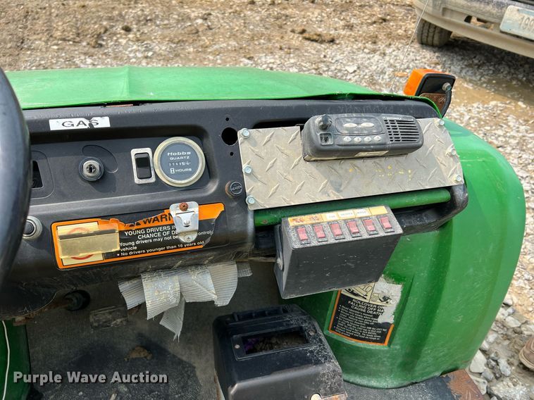 image for item LI9780 John Deere Gator 6X4  utility vehicle