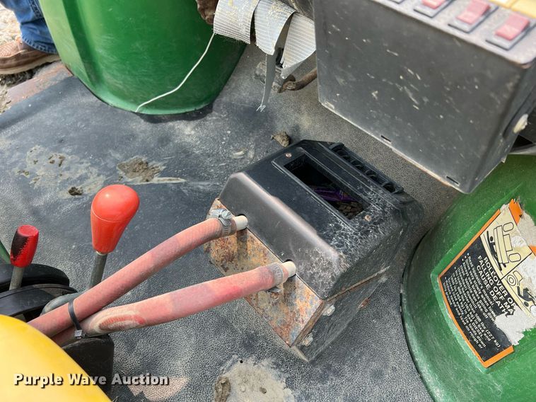 image for item LI9780 John Deere Gator 6X4  utility vehicle