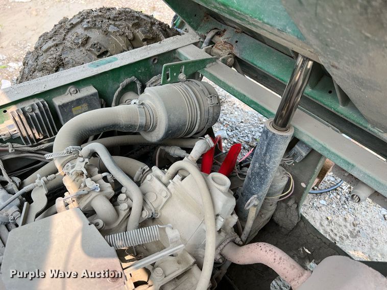 image for item LI9780 John Deere Gator 6X4  utility vehicle