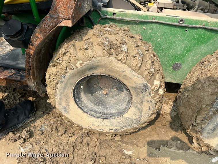 image for item LI9780 John Deere Gator 6X4  utility vehicle