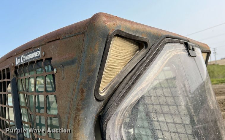 image for item LI9781 2008 Bobcat T250  tracked skid steer loader