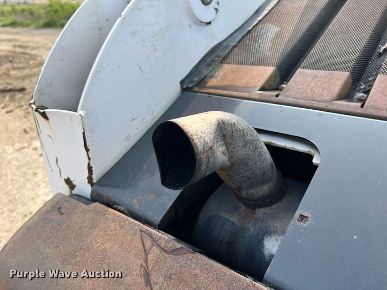 image for item LI9781 2008 Bobcat T250  tracked skid steer loader