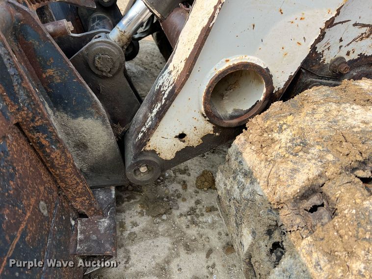 image for item LI9781 2008 Bobcat T250  tracked skid steer loader