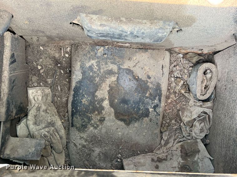 image for item LI9781 2008 Bobcat T250  tracked skid steer loader