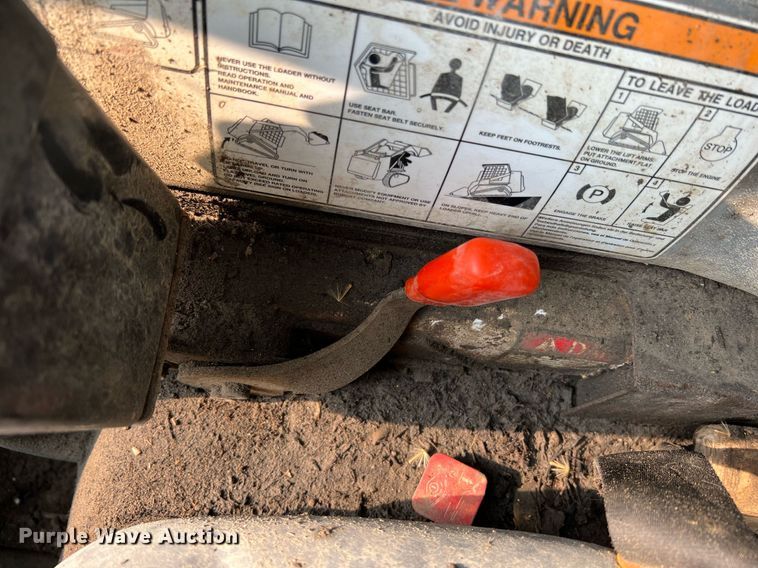 image for item LI9781 2008 Bobcat T250  tracked skid steer loader