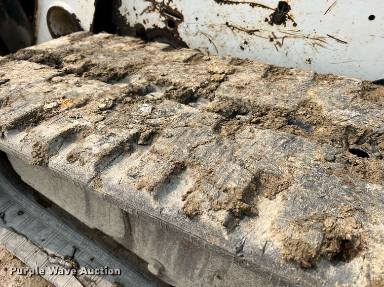 image for item LI9781 2008 Bobcat T250  tracked skid steer loader