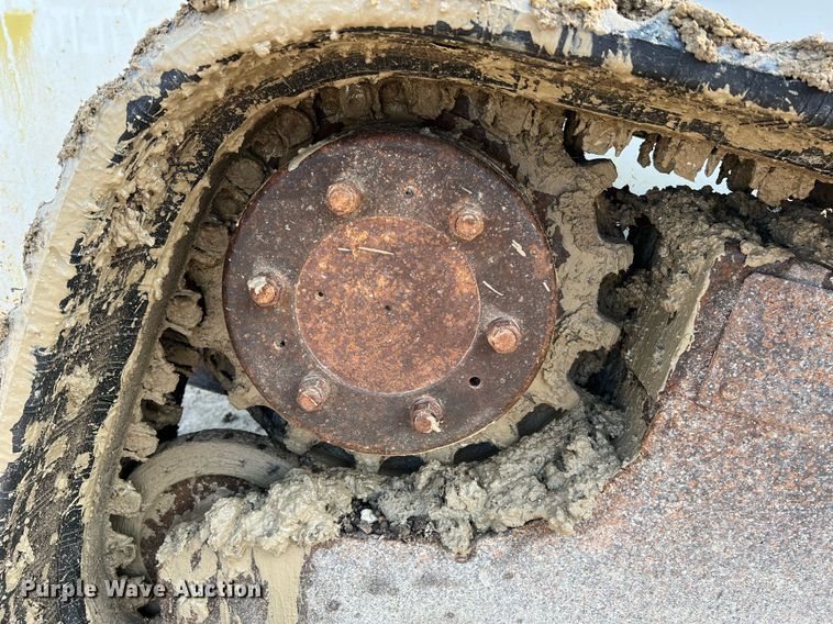 image for item LI9781 2008 Bobcat T250  tracked skid steer loader