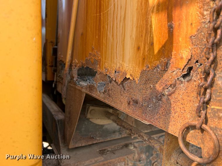 image for item LI9782 2002 Chevrolet C8500  dump truck