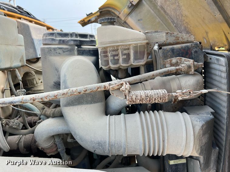 image for item LI9782 2002 Chevrolet C8500  dump truck