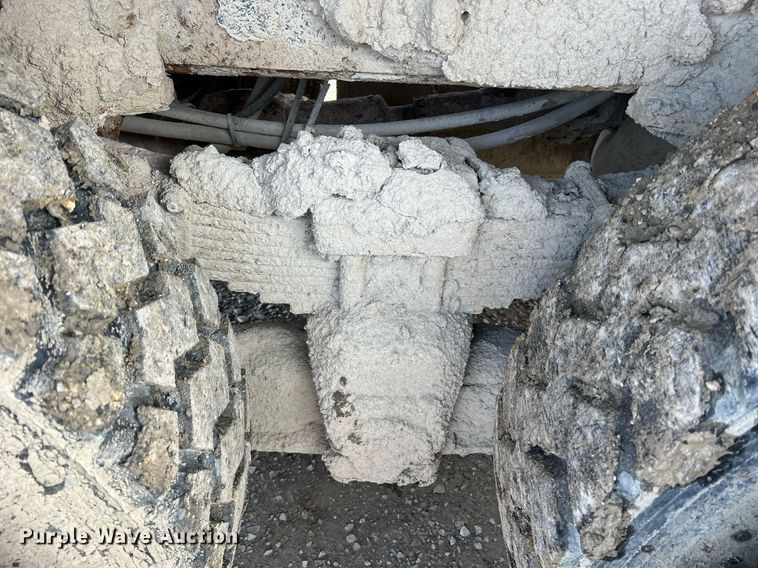 image for item LI9782 2002 Chevrolet C8500  dump truck