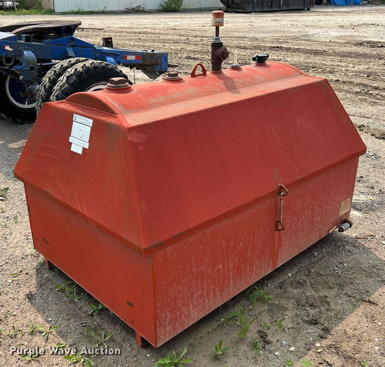 image for item LI9784 UL  oil tank