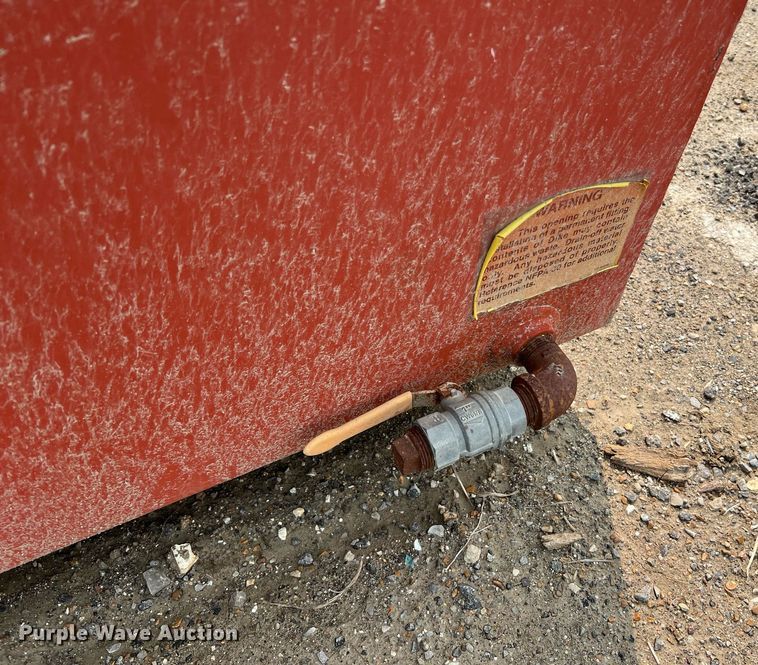 image for item LI9784 UL  oil tank