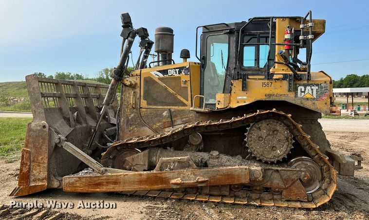 image for item LI9785 2018 Caterpillar D6T XW  dozer